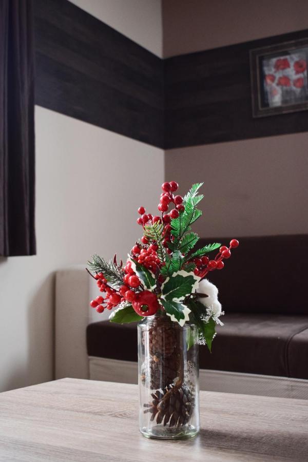 Milmari Friends And Family Apartment โคเปานิก ภายนอก รูปภาพ